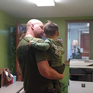 Meet your Posher, Travis